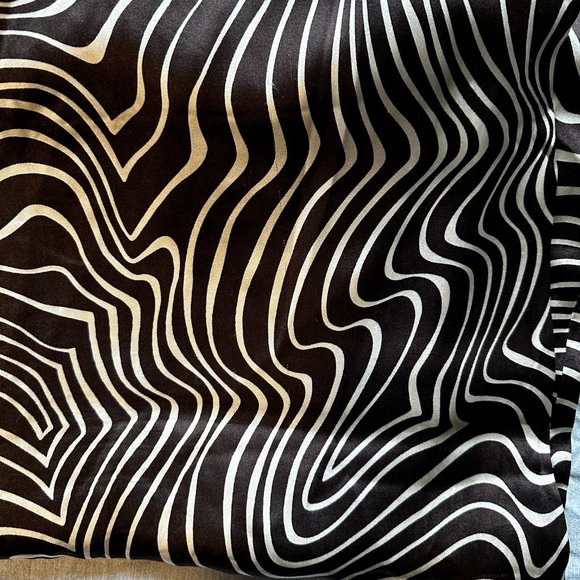 Pujka Paris Trousseau 100% Silk Pant - Picture 8 of 8